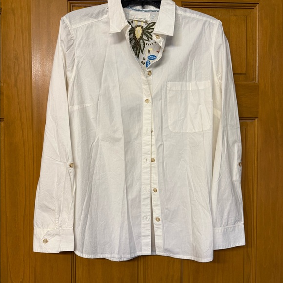 Anthropologie White Blouse with Multicolor Embroidery - Picture 2 of 4